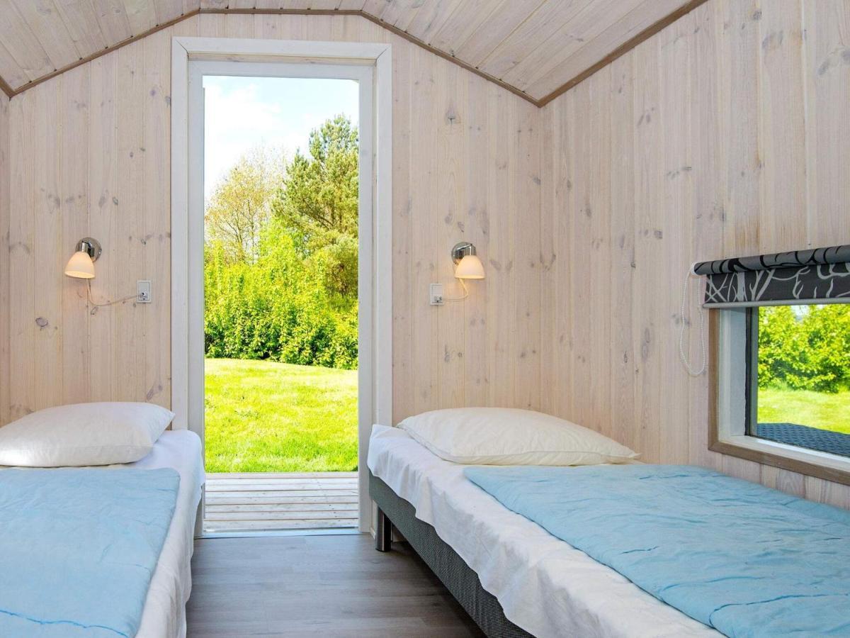 8 Person Holiday Home In Hejls Exteriör bild